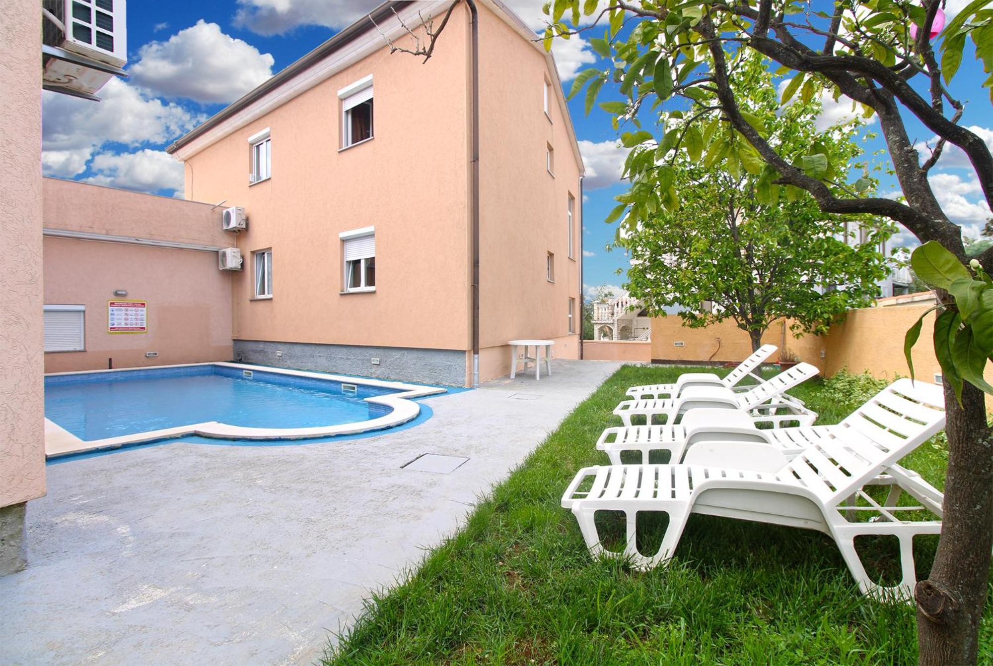 Apartments Edin 1359 Peroj Bagian luar foto