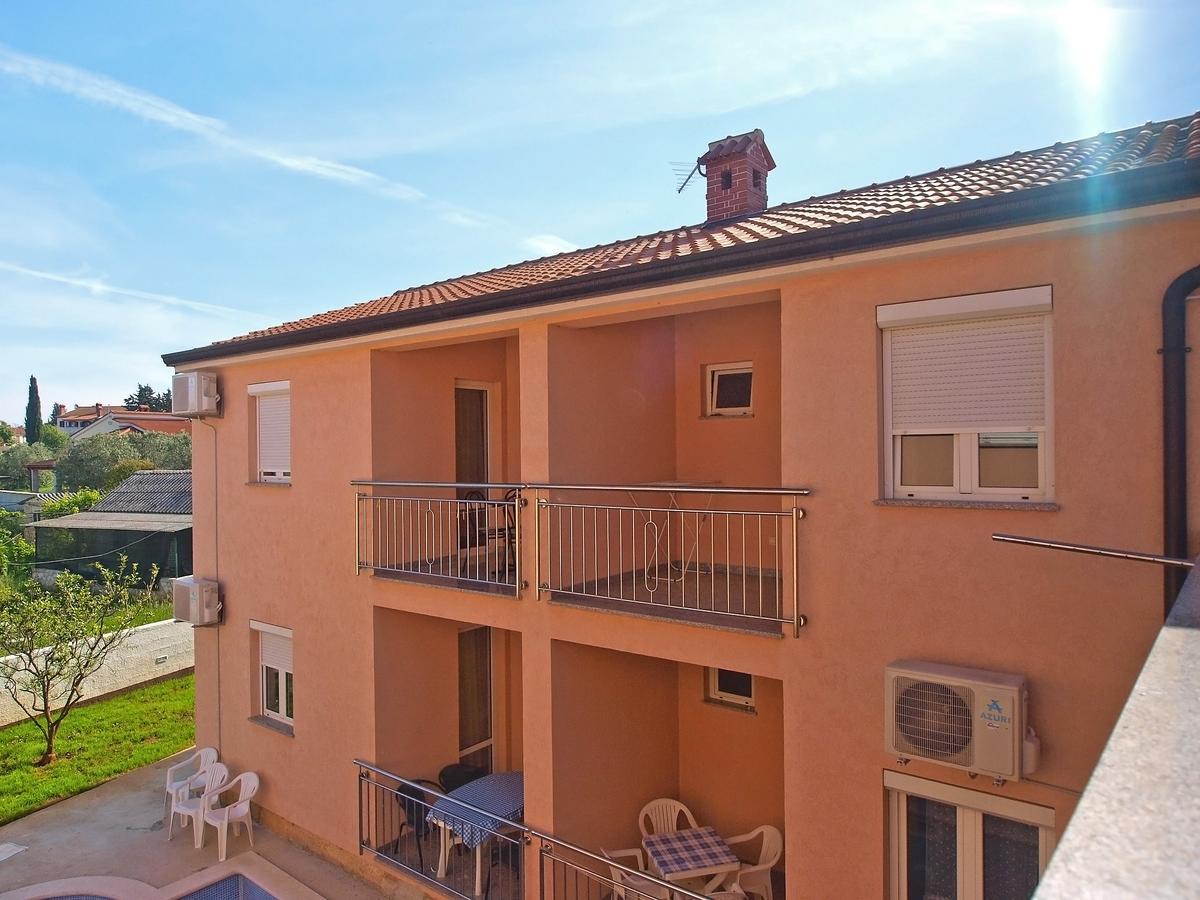 Apartments Edin 1359 Peroj Bagian luar foto