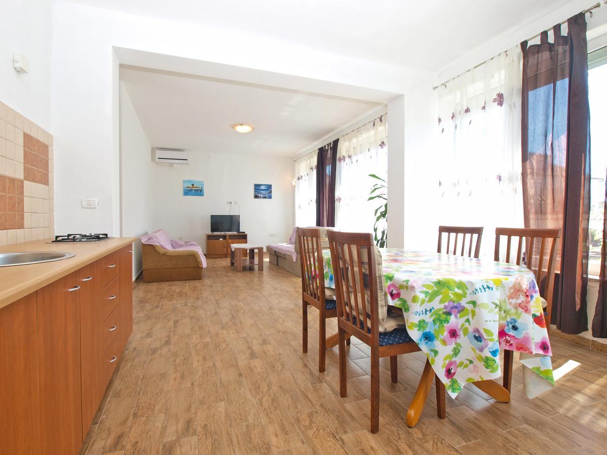 Apartments Edin 1359 Peroj Bagian luar foto