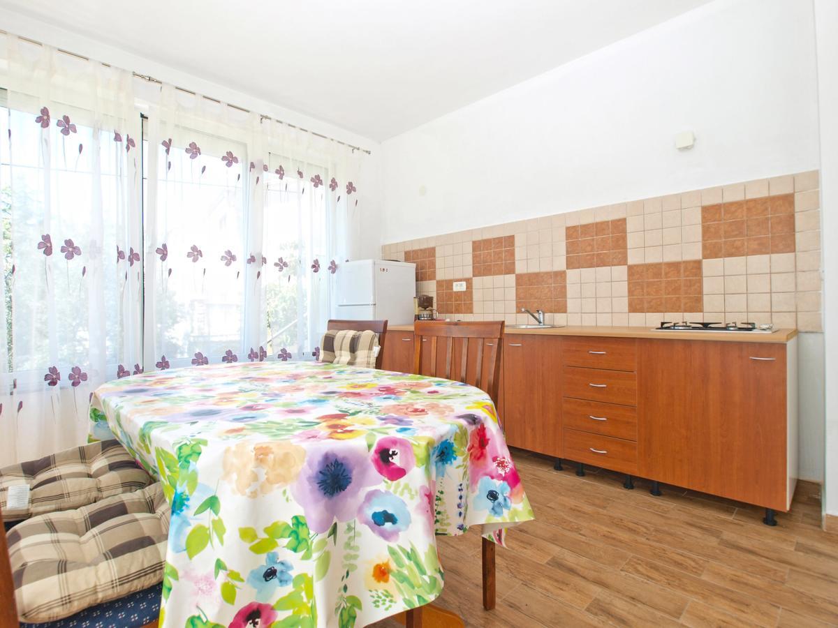 Apartments Edin 1359 Peroj Bagian luar foto