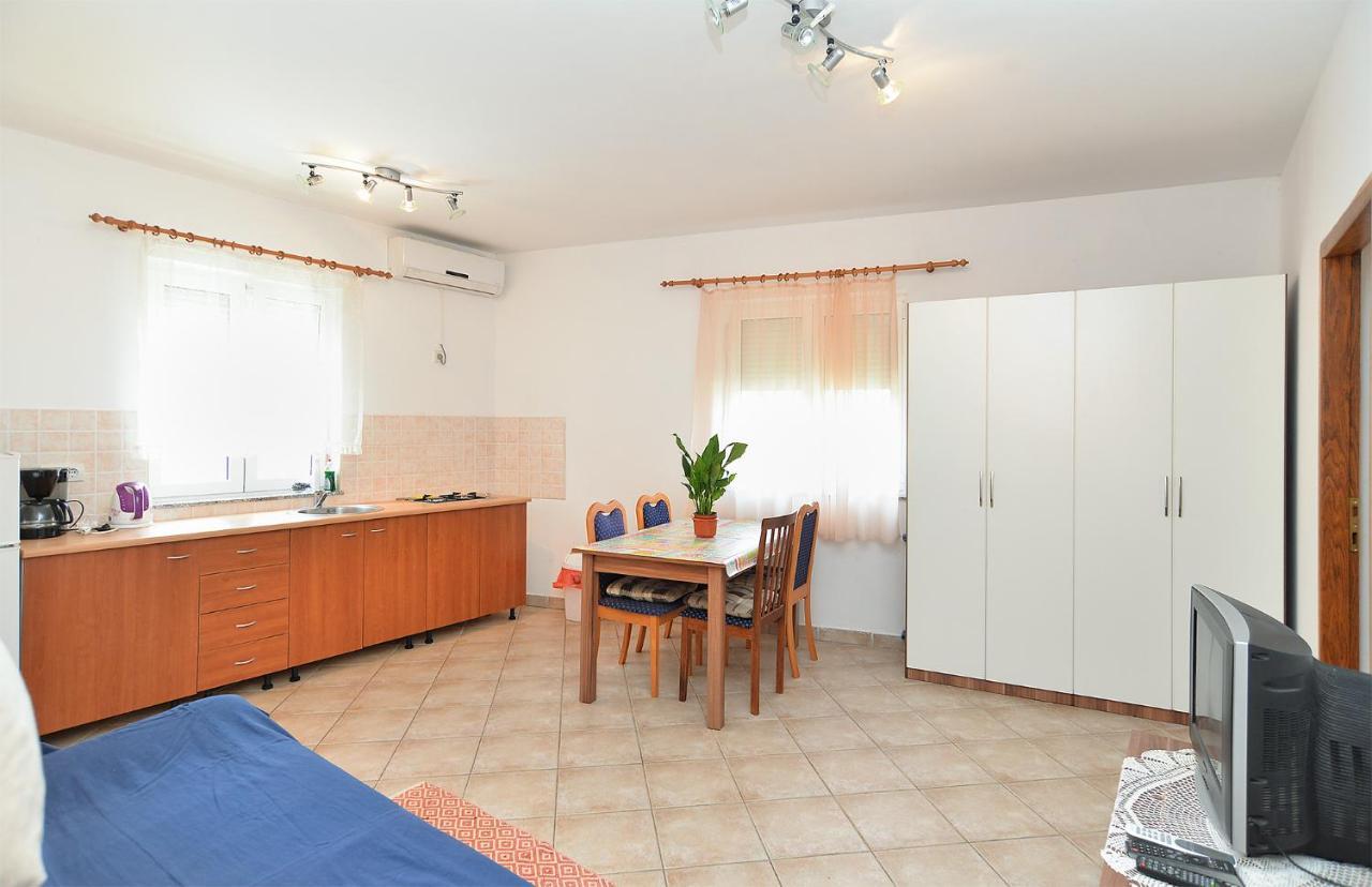 Apartments Edin 1359 Peroj Bagian luar foto