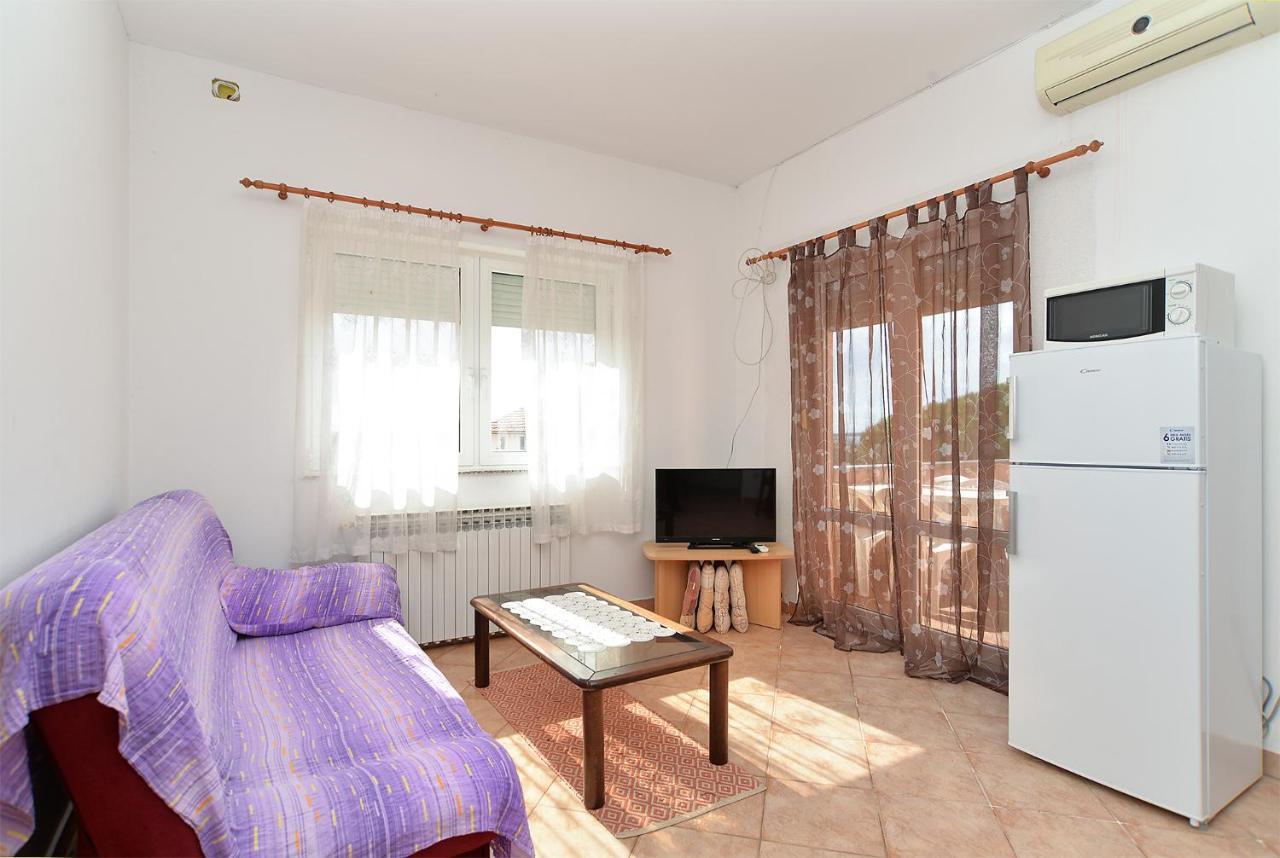 Apartments Edin 1359 Peroj Bagian luar foto