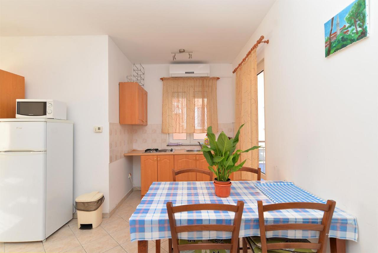 Apartments Edin 1359 Peroj Bagian luar foto
