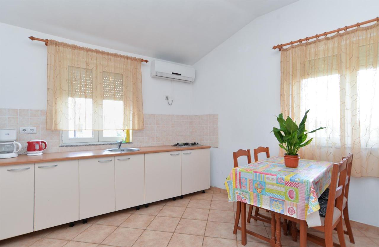 Apartments Edin 1359 Peroj Bagian luar foto